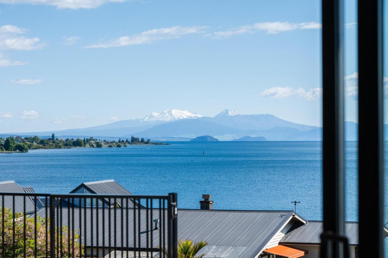 Lakeview Terrace - Taupo Holiday Home Dış mekan fotoğraf