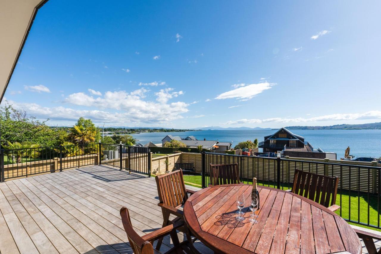 Lakeview Terrace - Taupo Holiday Home Dış mekan fotoğraf